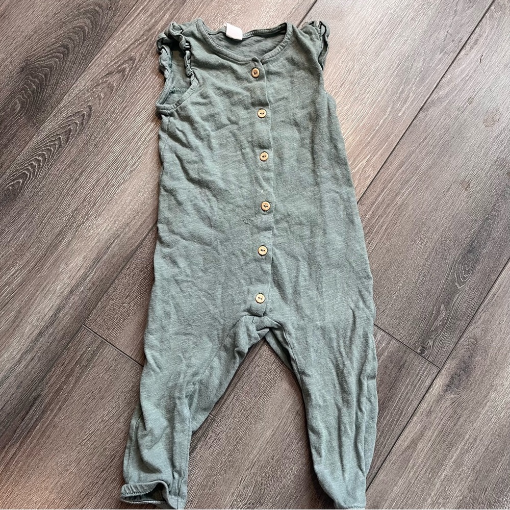 (3/$15) 12-18 Month H&M Sleeveless Romper